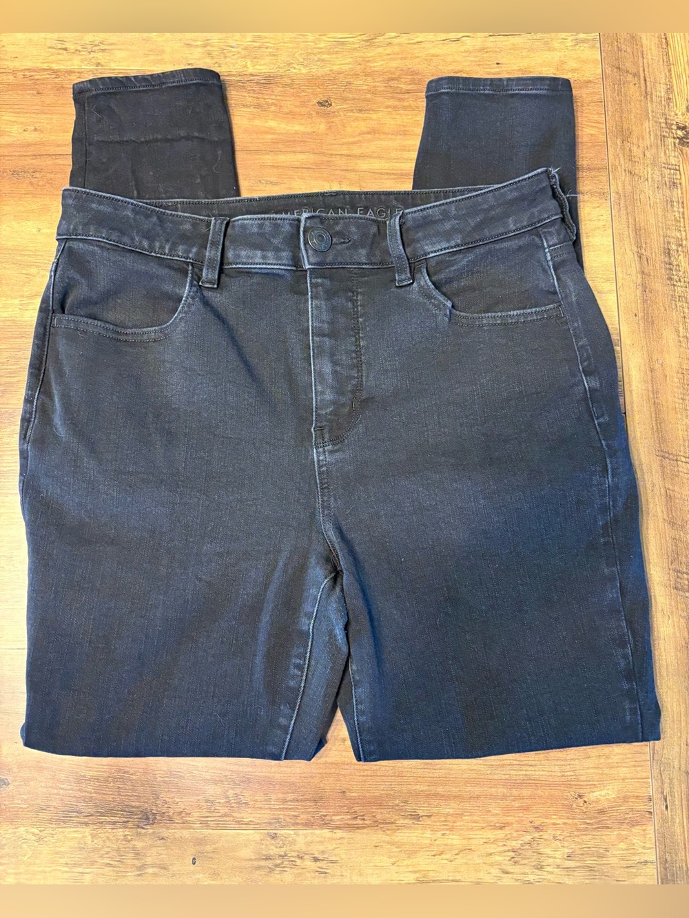 American Eagle Black Hi-Rise Jegging